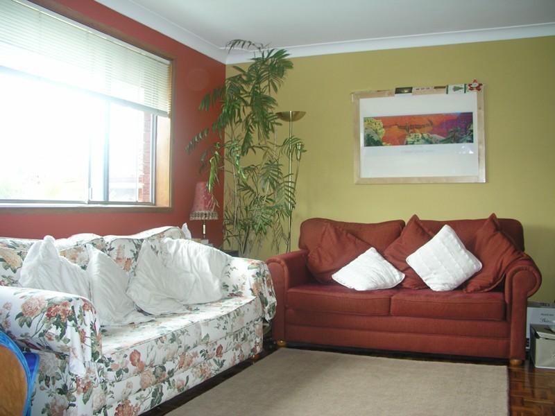 12 Longbow Close, Northmead NSW 2152