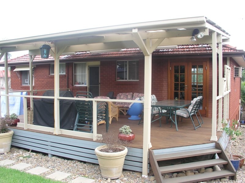 12 Longbow Close, Northmead NSW 2152