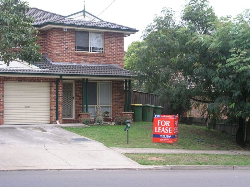 2/2A  Binalong Road, Pendle Hill NSW 2145