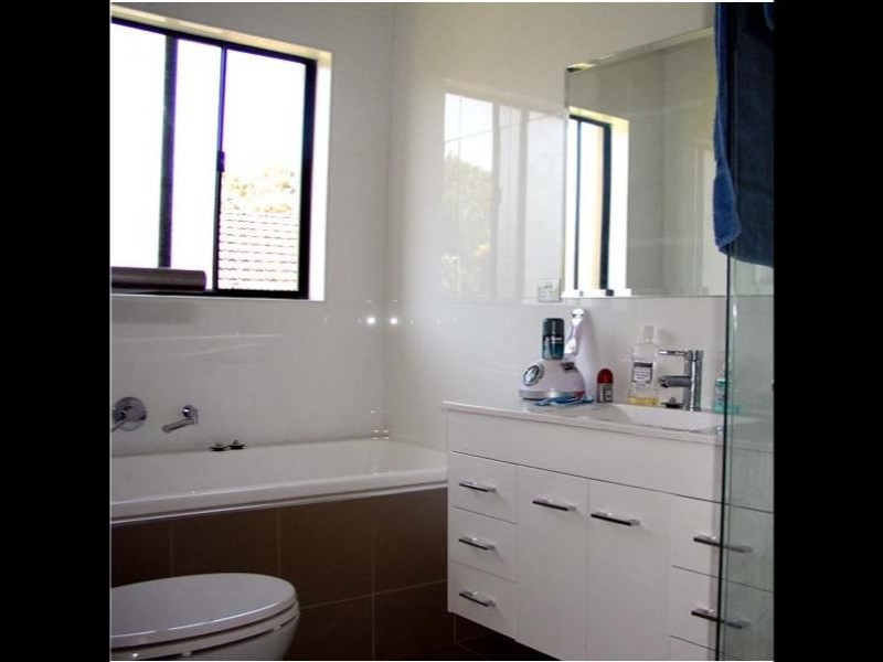 2A Yarbon Street, Wentworthville NSW 2145