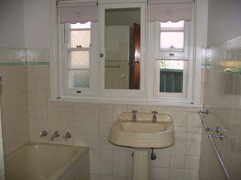 3 Hemsworth Avenue, Northmead NSW 2152