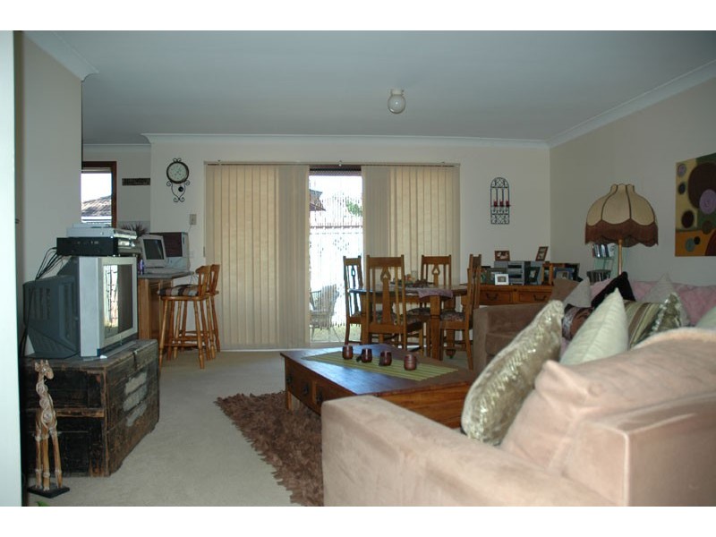 4/23A  Reynolds Street, Toongabbie NSW 2146