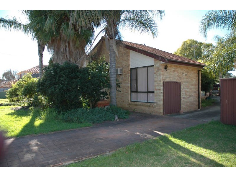 71 Lamonerie Street, Toongabbie NSW 2146