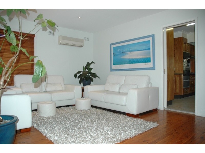 84 Sherwood Street, Northmead NSW 2152