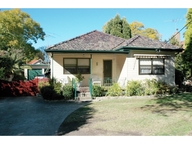 8 Beamish Road, Northmead NSW 2152