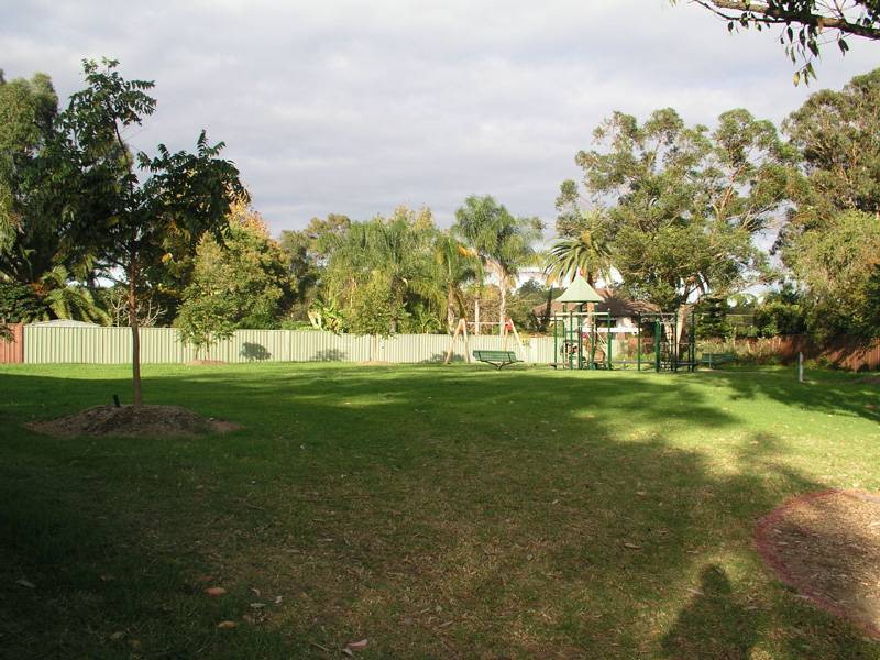 9 McMillan Avenue, Winston Hills NSW 2153