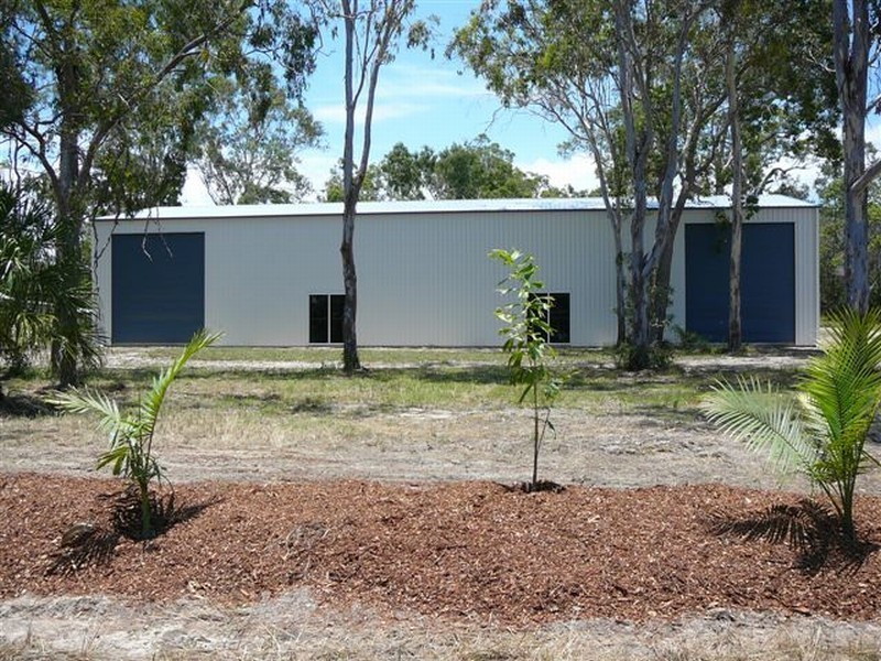 399 Countess russell, Agnes Water QLD 4677