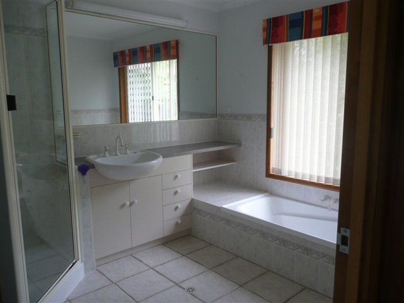 1 Woodrow Drive, Agnes Water QLD 4677