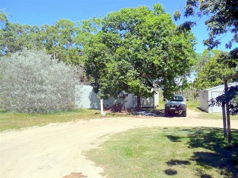 2102 Round Hill Road, Agnes Water QLD 4677