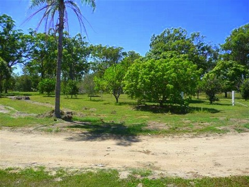 2102 Round Hill Road, Agnes Water QLD 4677