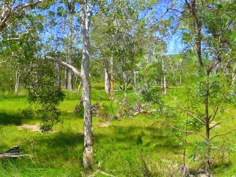 2102 Round Hill Road, Agnes Water QLD 4677