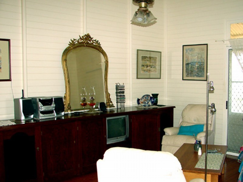 Rules Beach QLD 4674