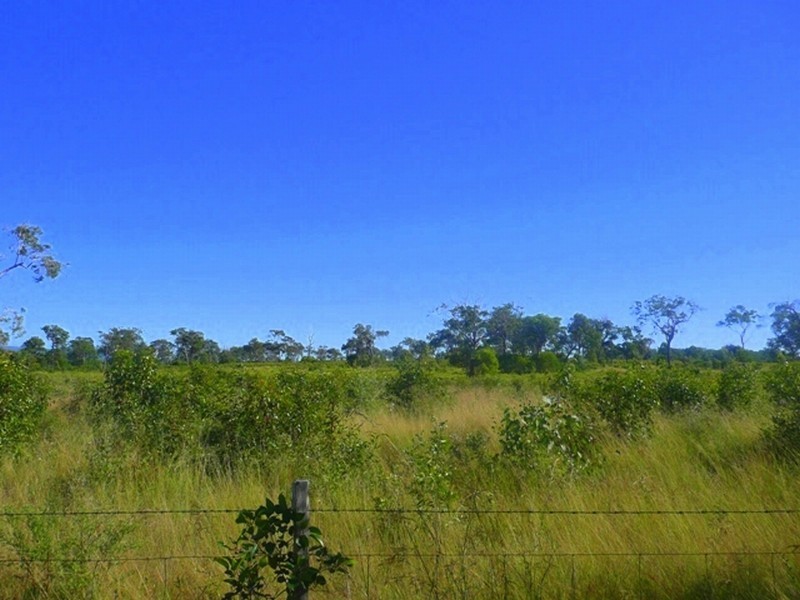 585 Round Hill Rd, Agnes Water QLD 4677