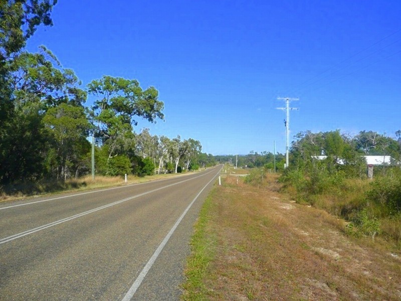 585 Round Hill Rd, Agnes Water QLD 4677