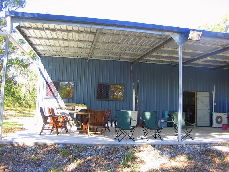 1 Round Hill Rd, Agnes Water QLD 4677