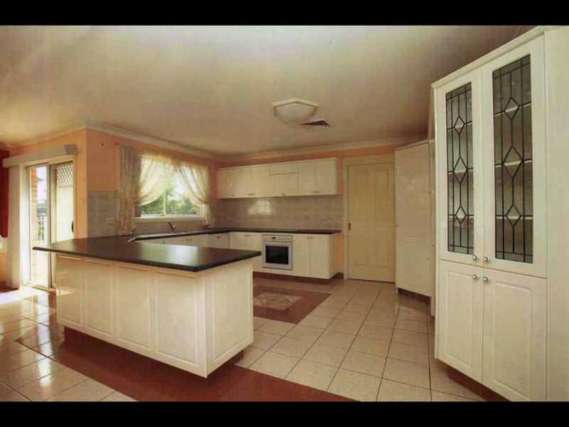 19 Lakewood Drive, Woodcroft NSW 2767