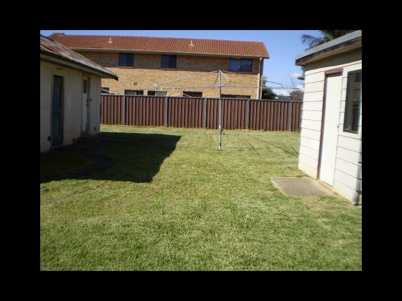 5 Woodside Avenue, Blacktown NSW 2148