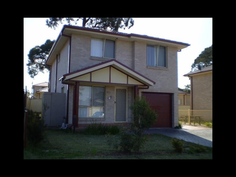 8/26 Kenyon Crescent, Doonside NSW 2767