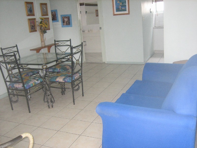 4 “Bamboo Court”/ 14 The Esplanade, Burleigh Heads QLD 4220