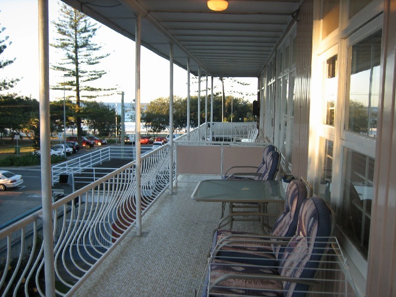 12 “Bamboo Court”/ 14 The Esplanade, Burleigh Heads QLD 4220