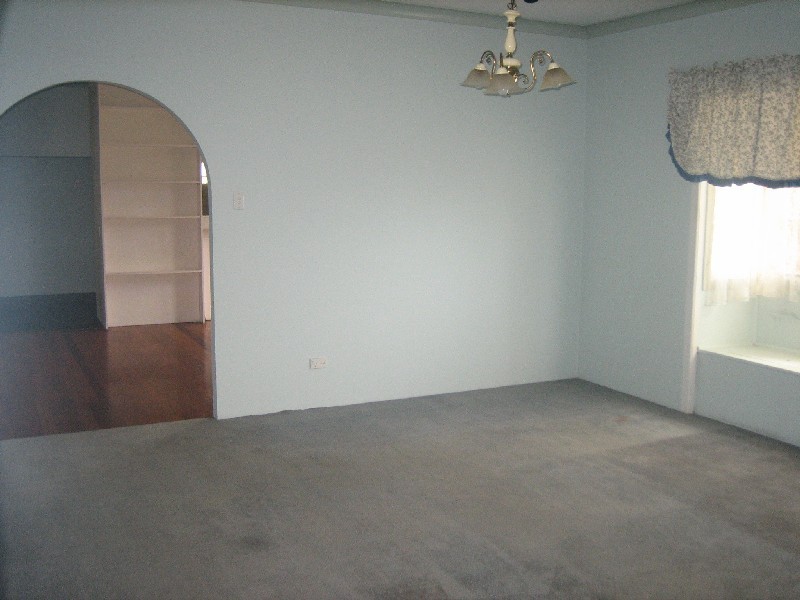 52 Brooke Avenue, Southport QLD 4215