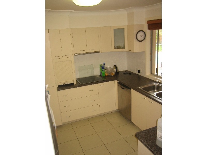 11 Curlew Crescent, Burleigh Waters QLD 4220