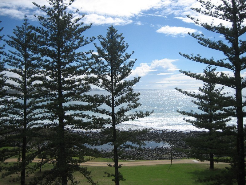 14 “Goodwin Towers”/ 22 Goodwin Terrace, Burleigh Heads QLD 4220