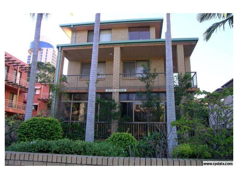 5 “Julia Lodge”/ 21 Second Avenue, Broadbeach QLD 4218