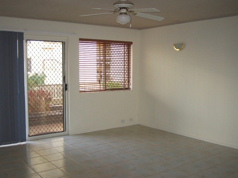 3 /96 The Esplanade, Burleigh Heads QLD 4220