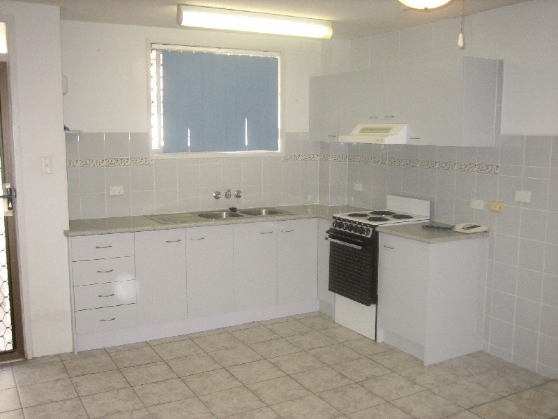 10 “Silver Lining”/ 286 The Esplanade, Burleigh Heads QLD 4220