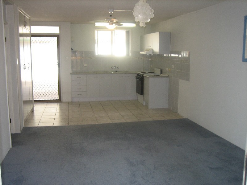 10 “Silver Lining”/ 286 The Esplanade, Burleigh Heads QLD 4220