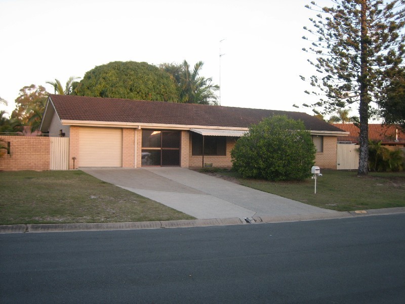 9 Spoonbill Parade, Burleigh Heads QLD 4220