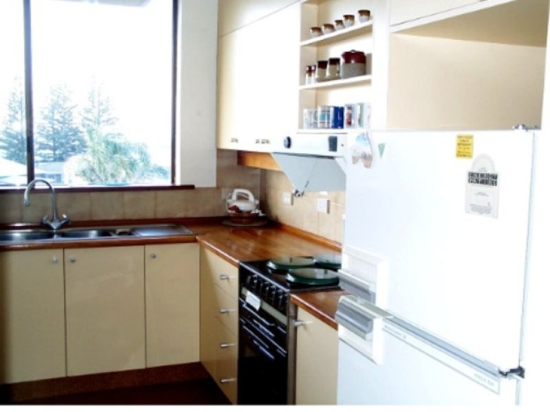 unit 5 Namanula – 34 Clarence Street, Yamba NSW 2464