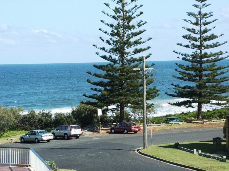 unit 11 Romiaka – 1 Pippi Street, Yamba NSW 2464