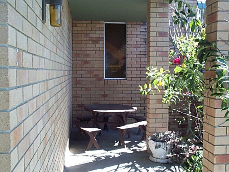 unit 1 At Pacific 1 – 5 Pacific Parade, Yamba NSW 2464