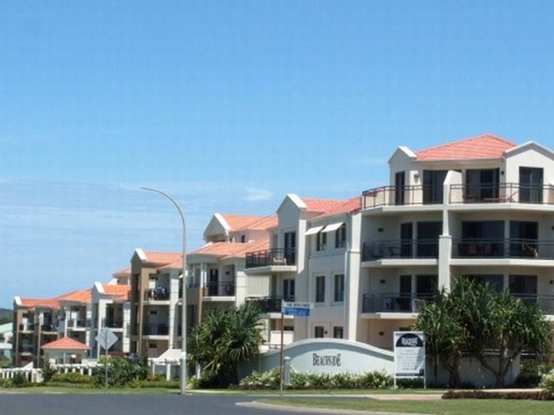 unit 2 The Sands – 20 Pacific Parade, Yamba NSW 2464