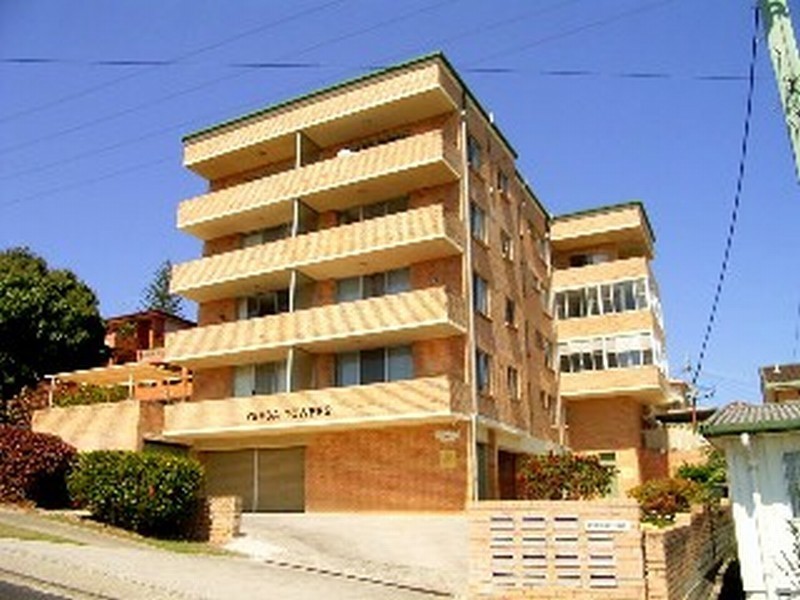 unit 3 Yamba Towers – 8 High Street, Yamba NSW 2464