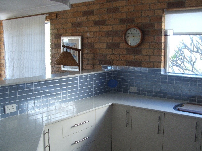 unit 2 Lonerock – 4 Pilot Street, Yamba NSW 2464