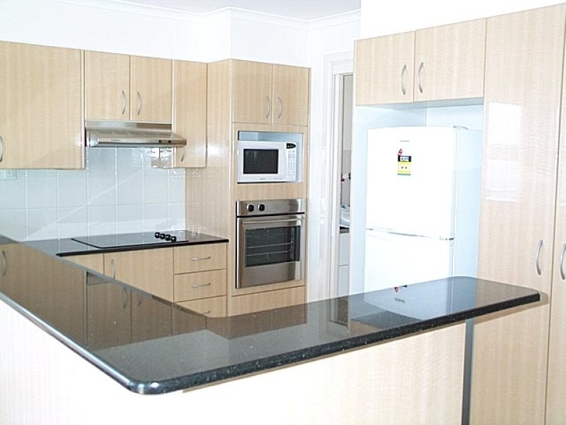 unit 1 Sails – 7 Edgewater Close, Yamba NSW 2464