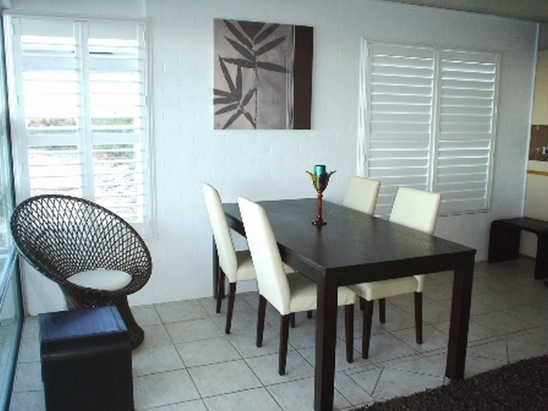 unit 2 Suncrest – 2 Ocean Street, Yamba NSW 2464