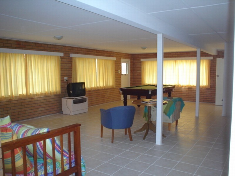 unit 2 Bimbajong 2 – 3 Church Street, Yamba NSW 2464