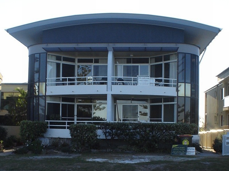 unit 1 La Ronde – 7 Pacific Parade, Yamba NSW 2464