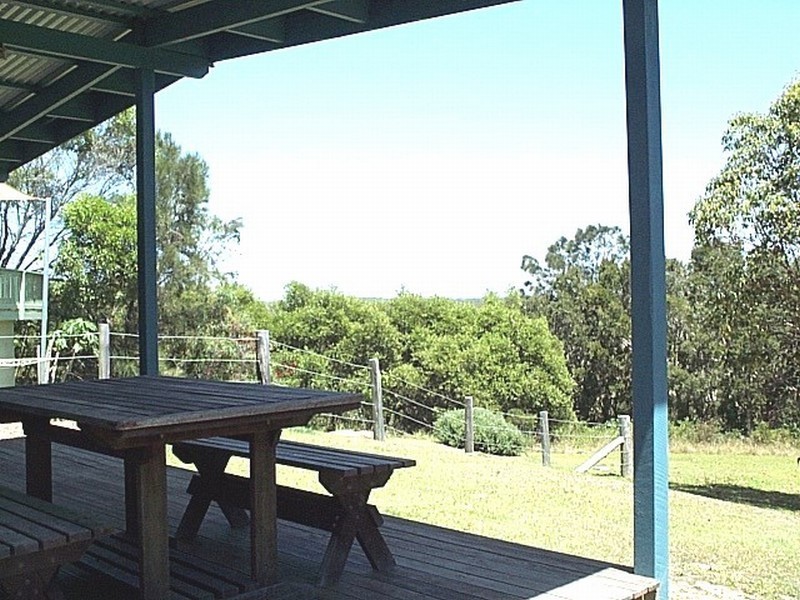 17 Angourie Bungalow – 17 Lake Street, Angourie NSW 2464