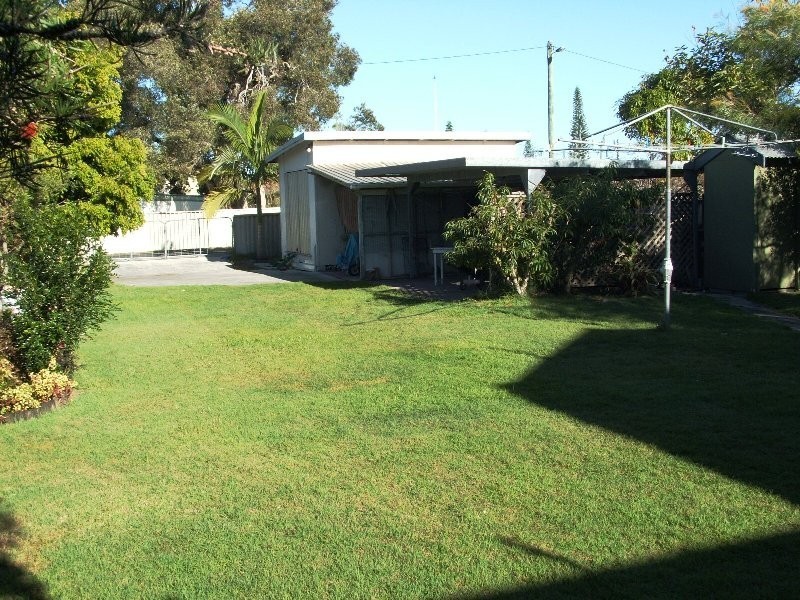 22 Beach Street, Yamba NSW 2464