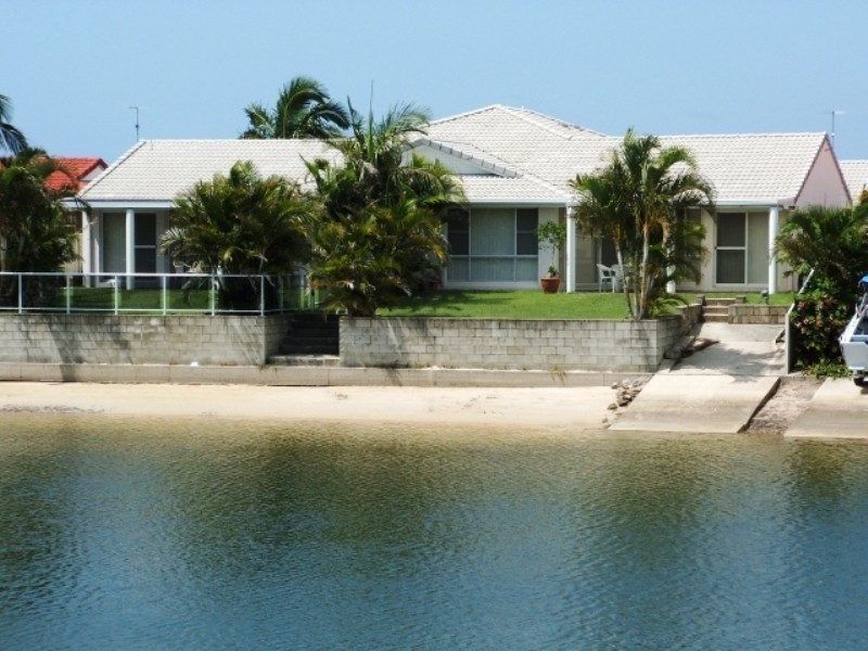 unit 1 Anchorage, unit 1 / 8 Nabilla Crt, Yamba NSW 2464