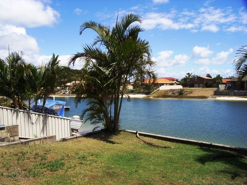 unit 1 Anchorage, unit 1 / 8 Nabilla Crt, Yamba NSW 2464