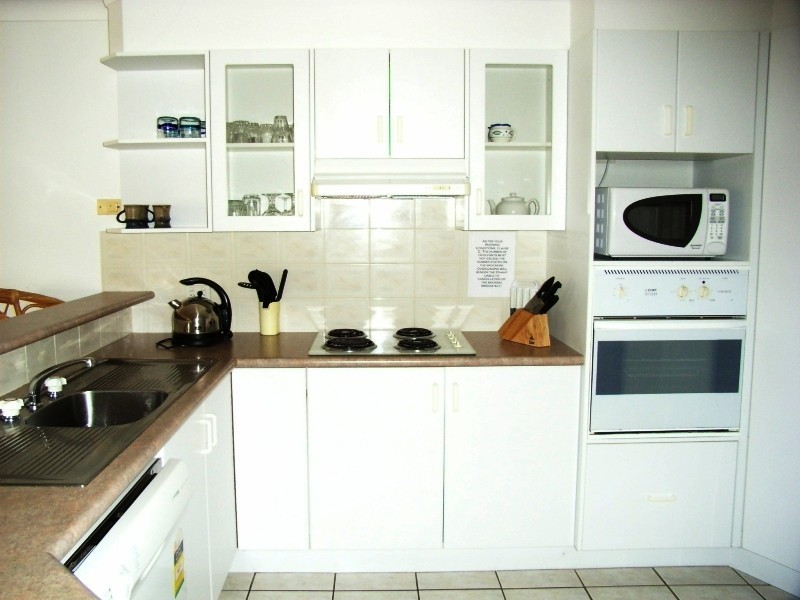 unit 1 Anchorage, unit 1 / 8 Nabilla Crt, Yamba NSW 2464
