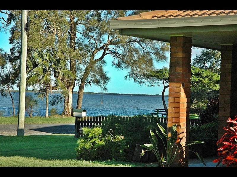 101 Torquay Road, Redland Bay QLD 4165