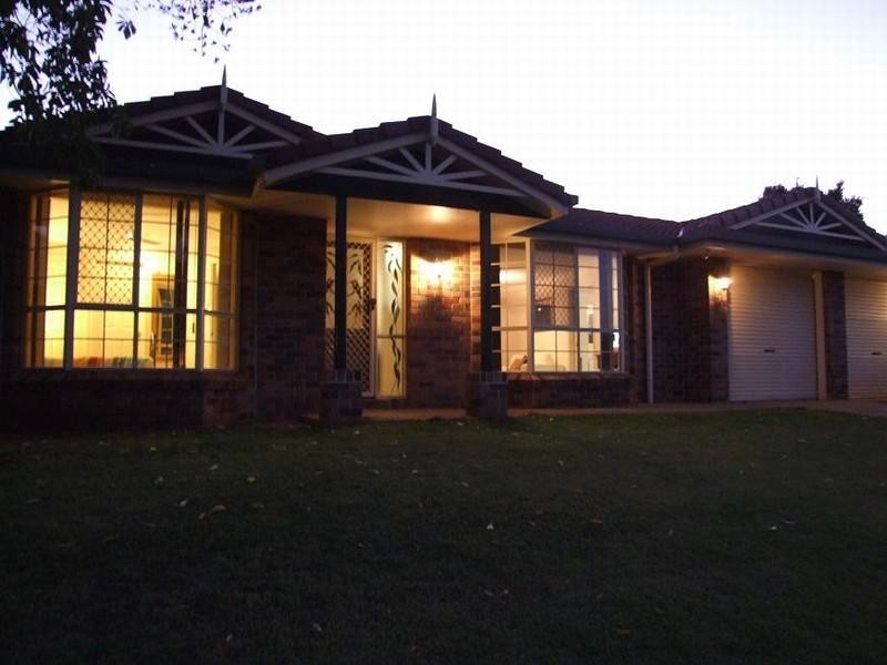 11 Sunningdale Drive, Redland Bay QLD 4165