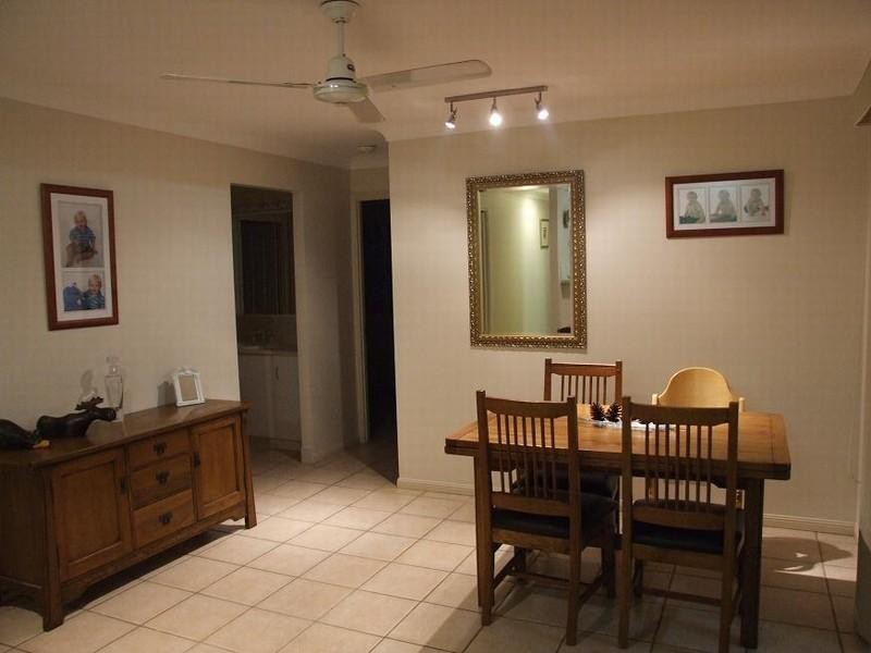 11 Sunningdale Drive, Redland Bay QLD 4165